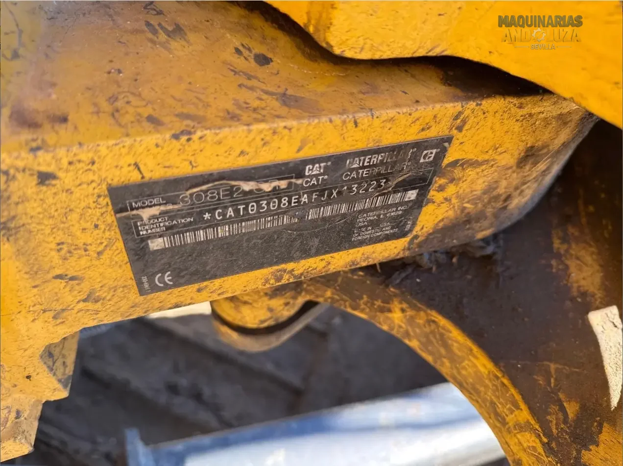 Caterpillar 308E2 CR Minibagger aus dem Jahr 2018 mit kompaktem Radius, Schwenkausleger und hochauflösendem Hydrauliksystem für Bauarbeiten und Grabenarbeiten auf engstem Raum.