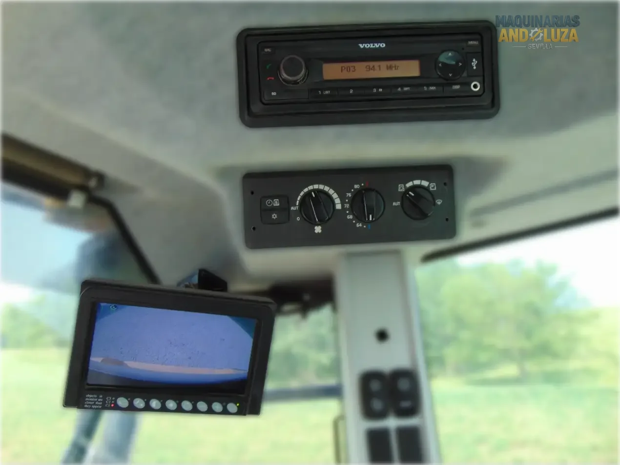 Pala gommata Volvo L90H del 2018 con cinematismo Torque Parallel, motore Volvo D6J e tecnologia OptiShift per un carico e una movimentazione dei materiali ad alta efficienza.