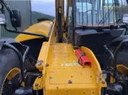 Sollevatore telescopico JCB 535-95 del 2019 con capacità di sollevamento di 3,5 tonnellate, sbraccio di 9,5 metri e motore EcoMAX per applicazioni edili e industriali ad alto sbraccio.