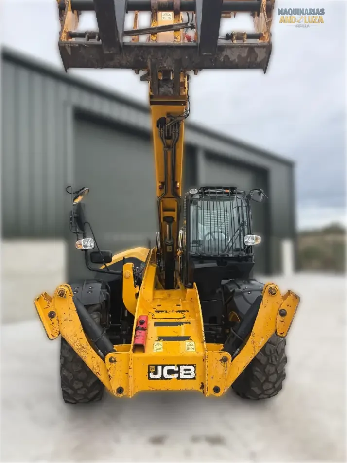 Ładowarka teleskopowa JCB 540-140 z 2019 r., 108 KM, 2853 godziny, wysokość podnoszenia 14 m, doskonały stan techniczny.