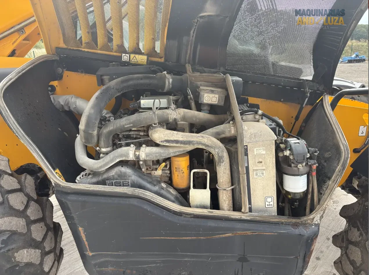 Ładowarka teleskopowa JCB 540-140 z 2019 r., 108 KM, 2853 godziny, wysokość podnoszenia 14 m, doskonały stan techniczny.