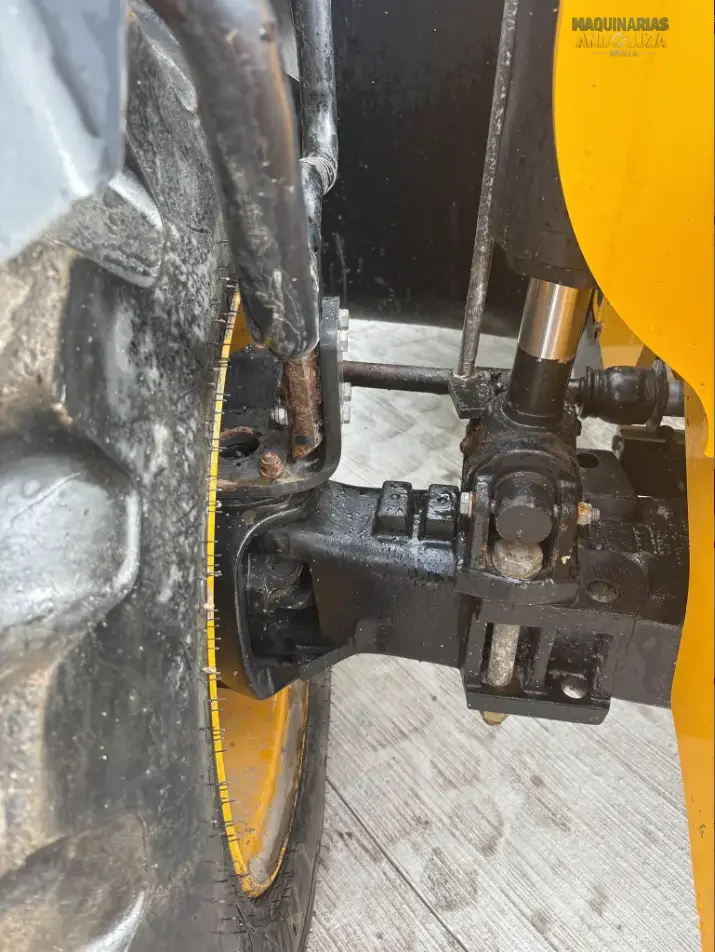 Ładowarka teleskopowa JCB 540-140 z 2019 r., 108 KM, 2853 godziny, wysokość podnoszenia 14 m, doskonały stan techniczny.