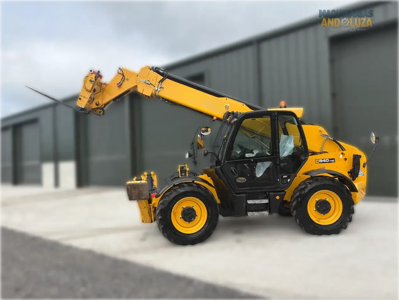 Ładowarka teleskopowa JCB 540-140 z 2019 r., 108 KM, 2853 godziny, wysokość podnoszenia 14 m, doskonały stan techniczny.