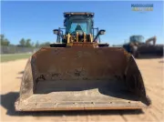 2016 Caterpillar 950M Wheel Loader with ACERT engine, high-lift linkage, and Performance Series bucket for heavy construction and quarry applications.