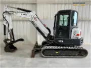 2017 Bobcat E55 mini excavator for sale, 5.5-ton conventional tail swing excavator for heavy-duty digging and lifting at Maquinaria Andaluza de Ocasion SL.