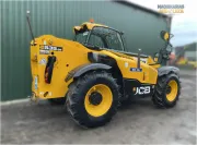 2019 JCB 535-95 telehandler with 3.5-ton lift capacity, 9.5-meter reach, and EcoMAX engine for high-reach construction and industrial applications.